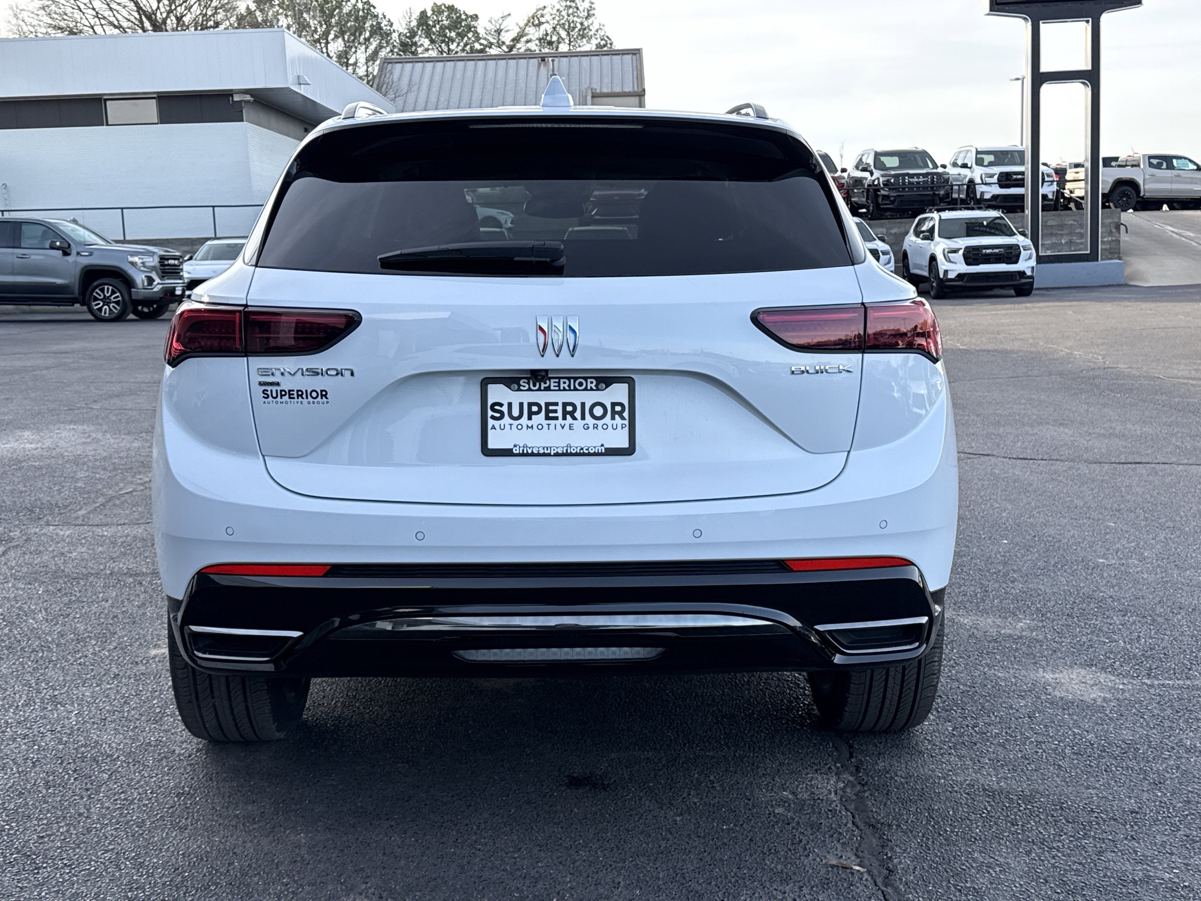 New 2026 Iridescent White Tricoat Buick Sport Touring image 4