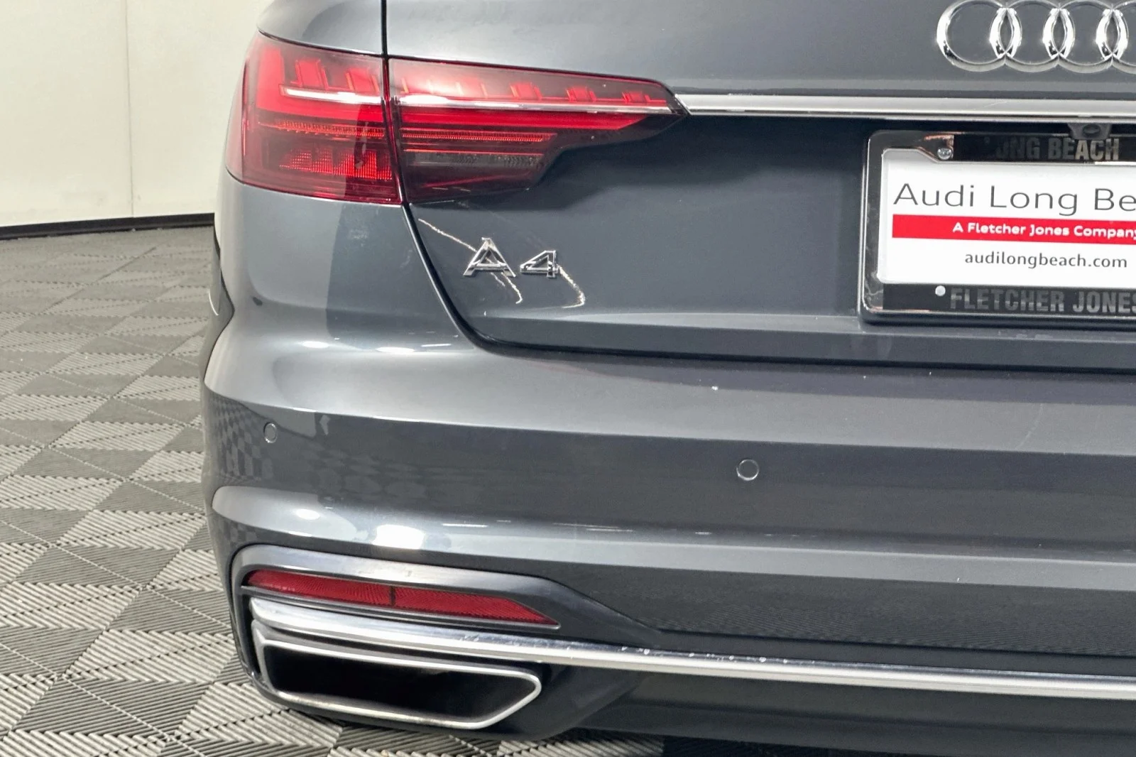 Used 2023 Manhattan Gray Metallic Audi Premium image 17