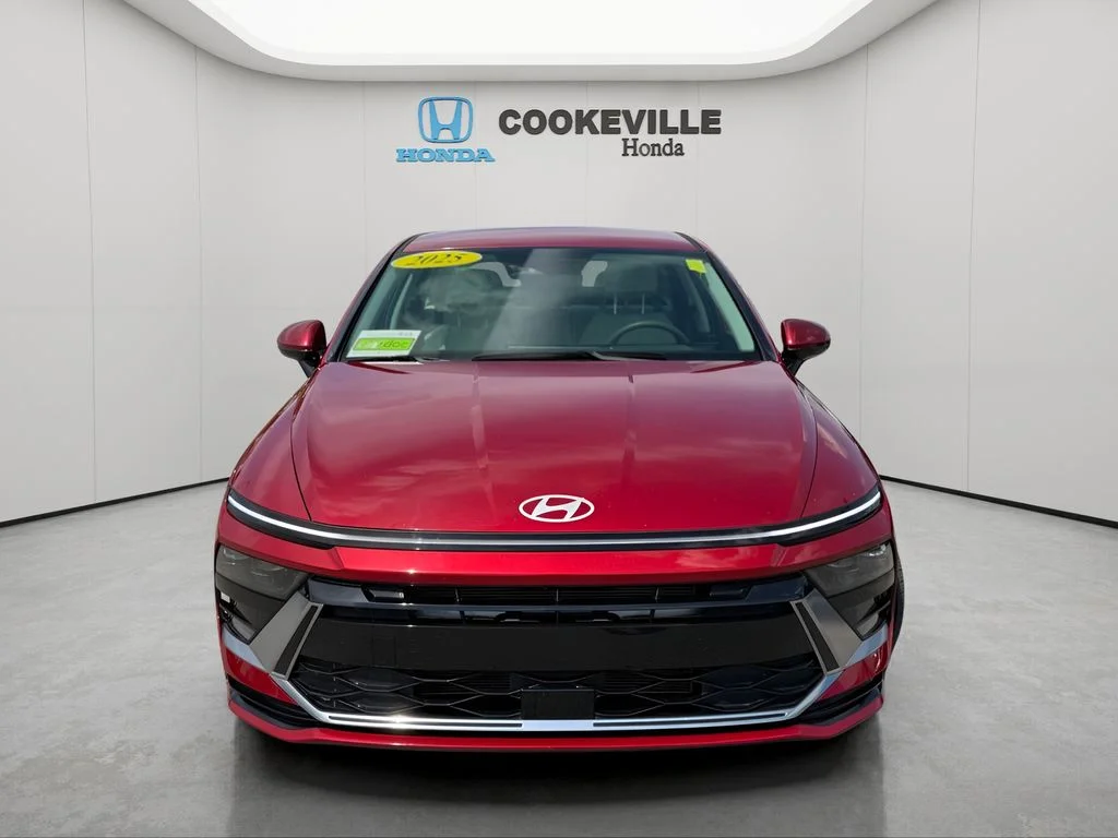 Used 2025 Ultimate red Hyundai SEL image 7
