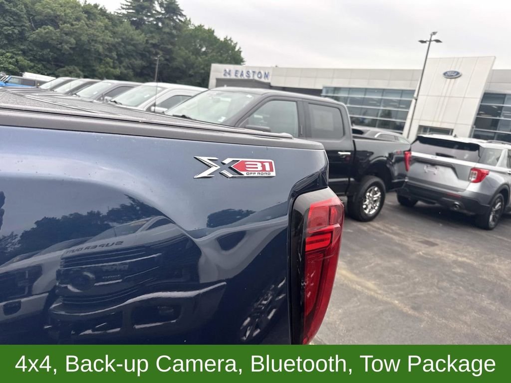 Used 2020 Blue GMC SLE image 13