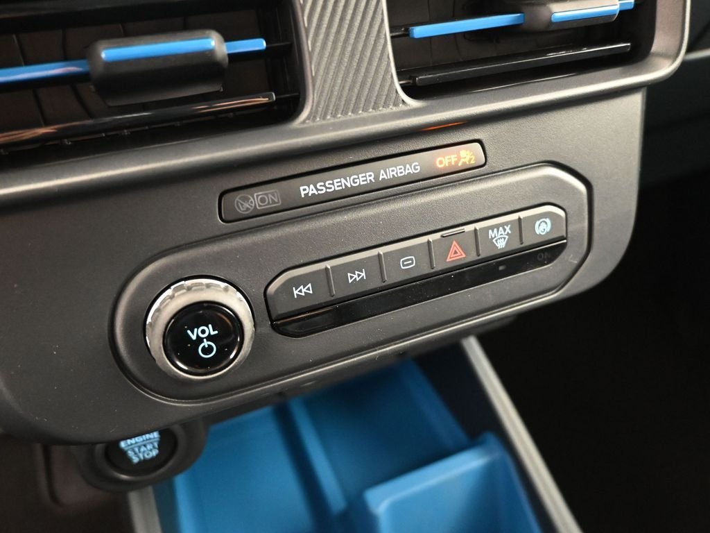 New 2026 Carbonized Gray Metallic Ford XLT image 15