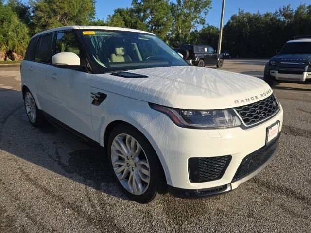 Used 2019 Fuji White Land Rover HSE image 7