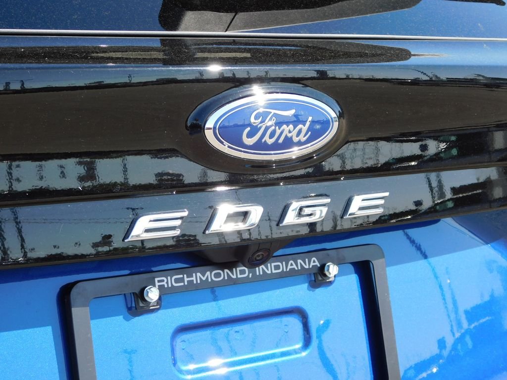 Used 2023 Blue Ford SEL image 45