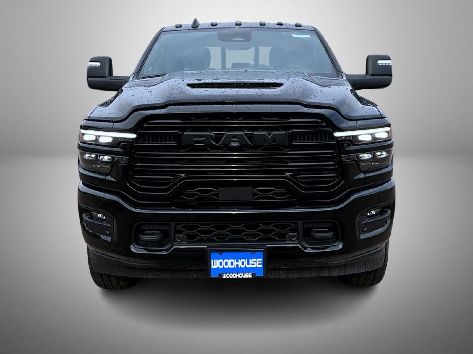 New 2026 Diamond Black Crystal Pearl-Coat Exterior Paint RAM Laramie image 2