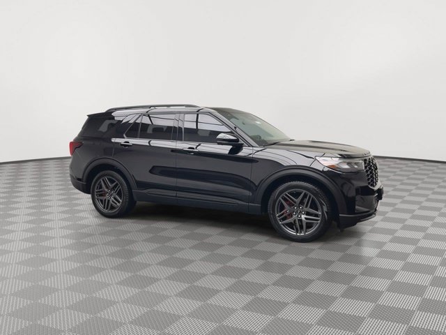 Used 2025 Agate Black Ford ST image 48