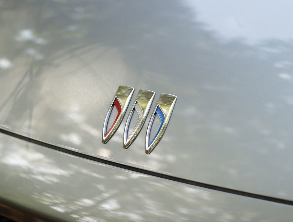 New 2026 Moonstone Gray Metallic Buick Sport Touring image 38