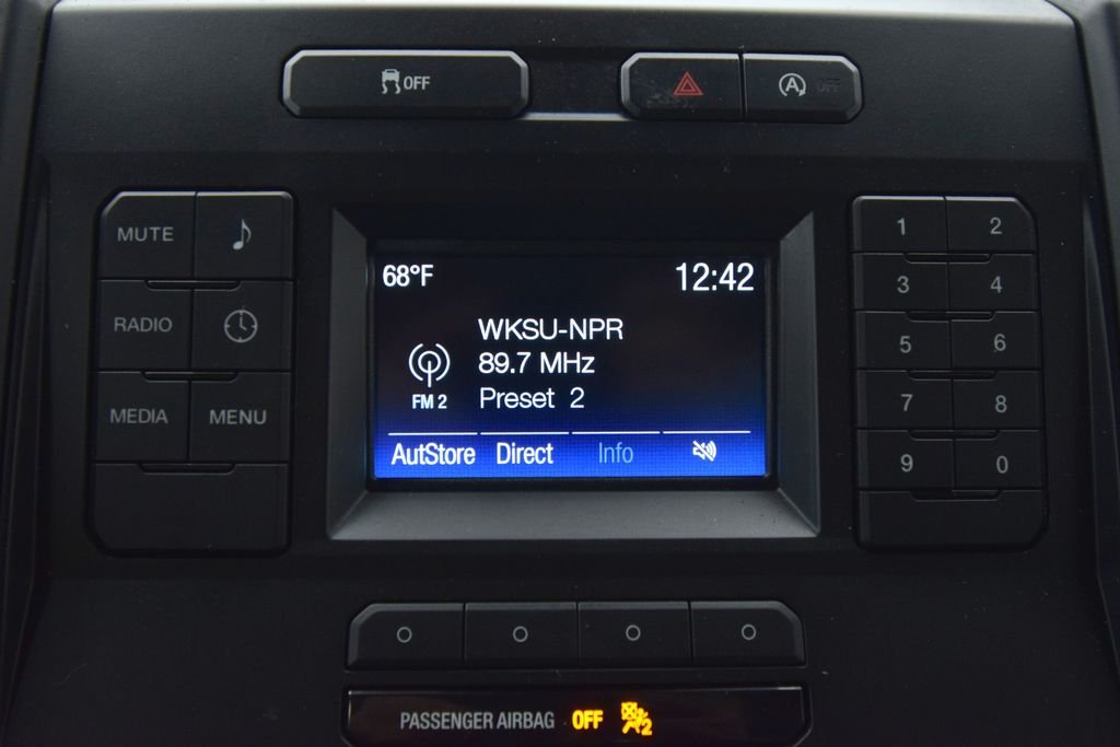 Used 2020 Black Metallic Ford XL image 16