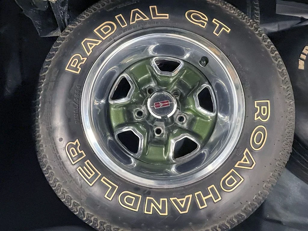 Used 1972  Oldsmobile  image 41