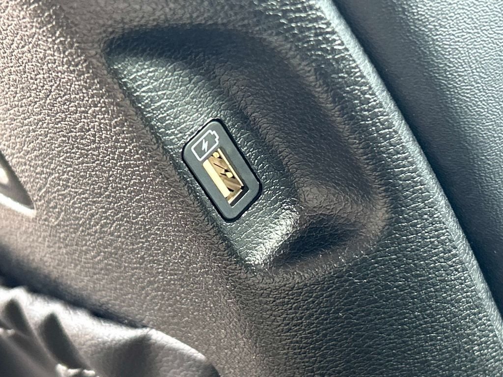 Used 2022 Black Kia LX image 21