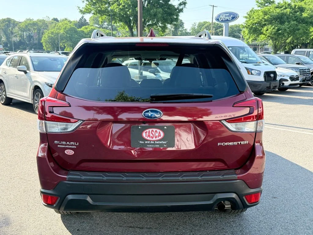 Used 2023 Red Subaru Premium image 7