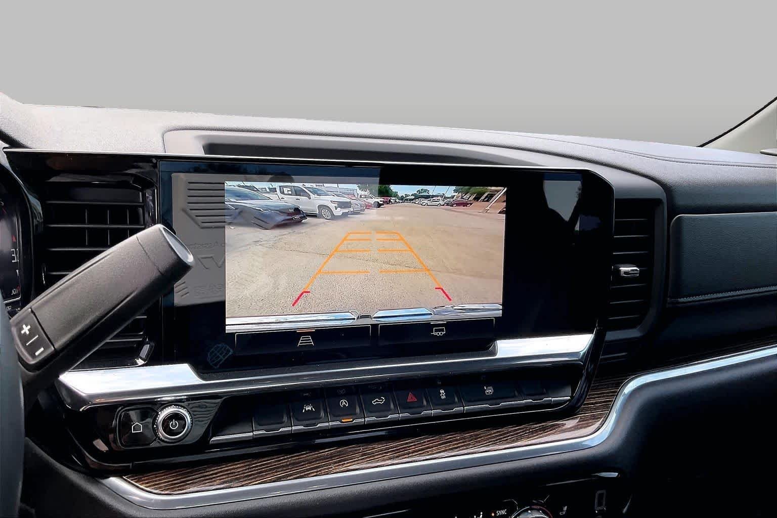 Used 2025 Sterling Metallic GMC Elevation image 23