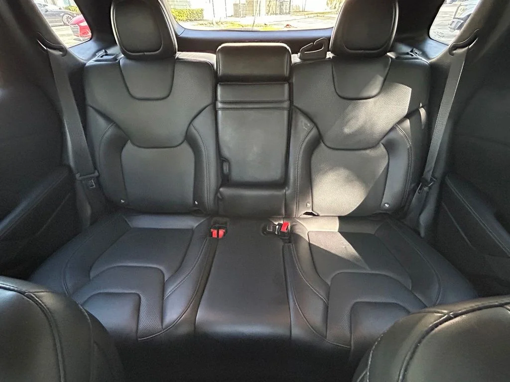 Used 2019 Gray Jeep Limited image 13