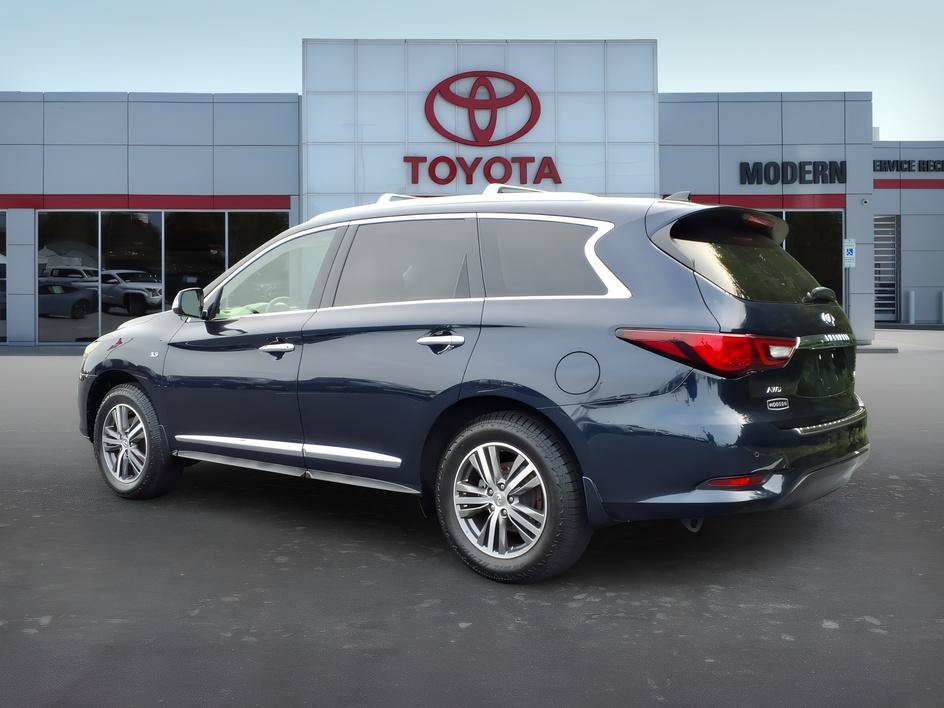 Used 2020 Hermosa Blue INFINITI LUXE image 3