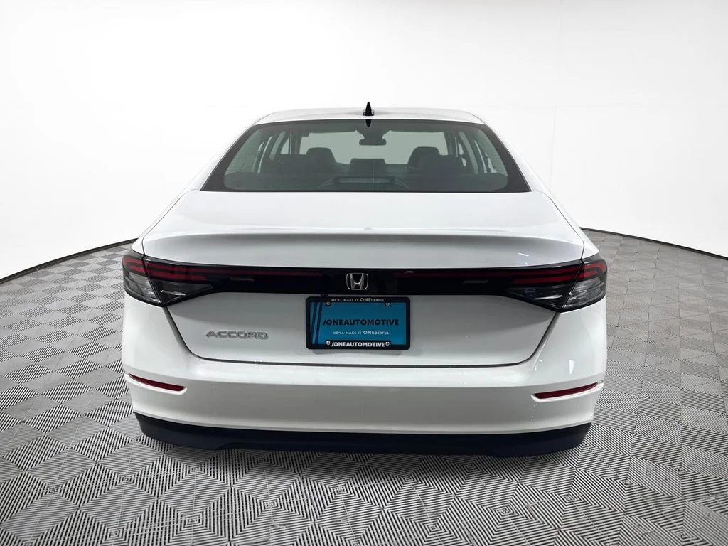2026 Honda Accord SE - Photo 10