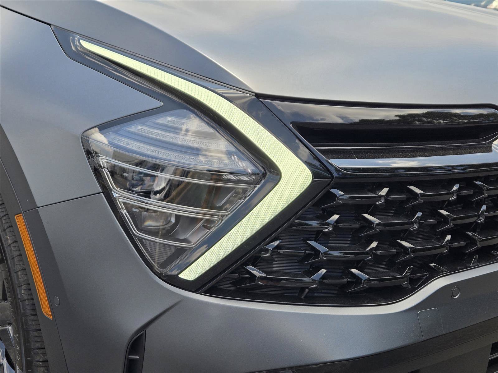 2025 Kia Sportage X-Line Prestige - Photo 4