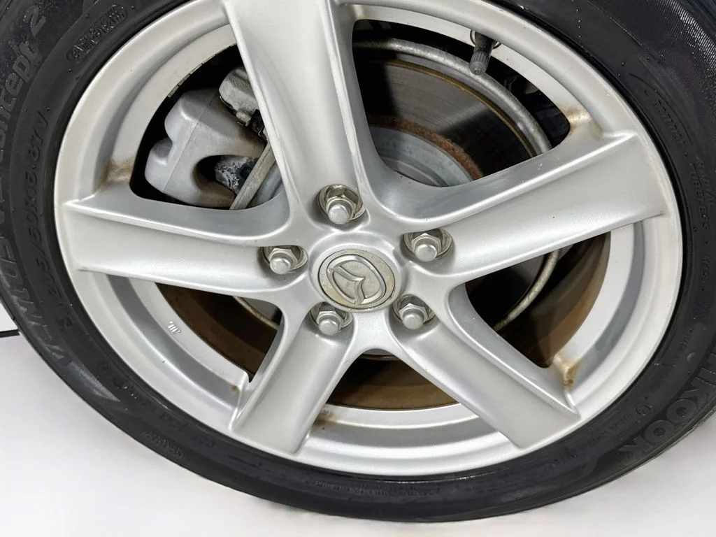 Used 2007 Silver Mazda Sport image 32