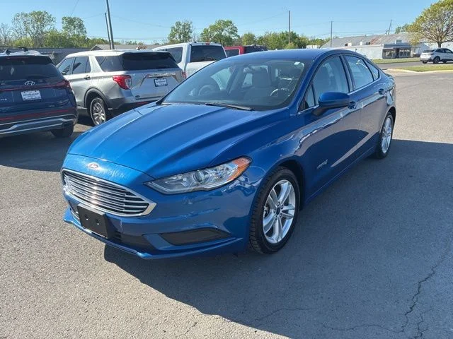 2018 Ford Fusion S's photo