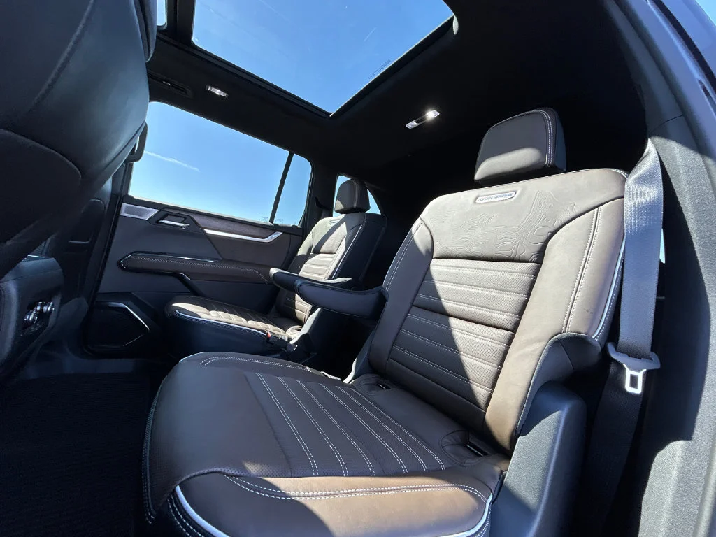2027 GMC Acadia Denali Ultimate - Photo 33
