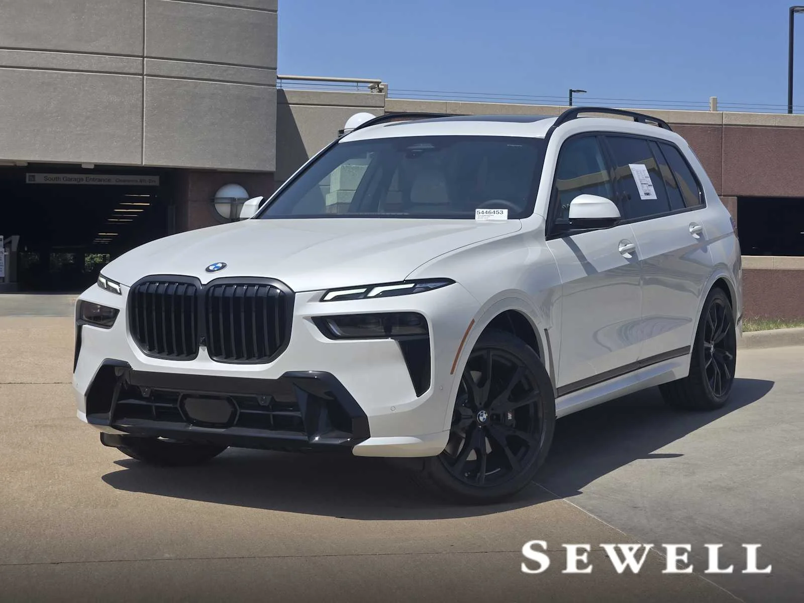 2027 BMW X7