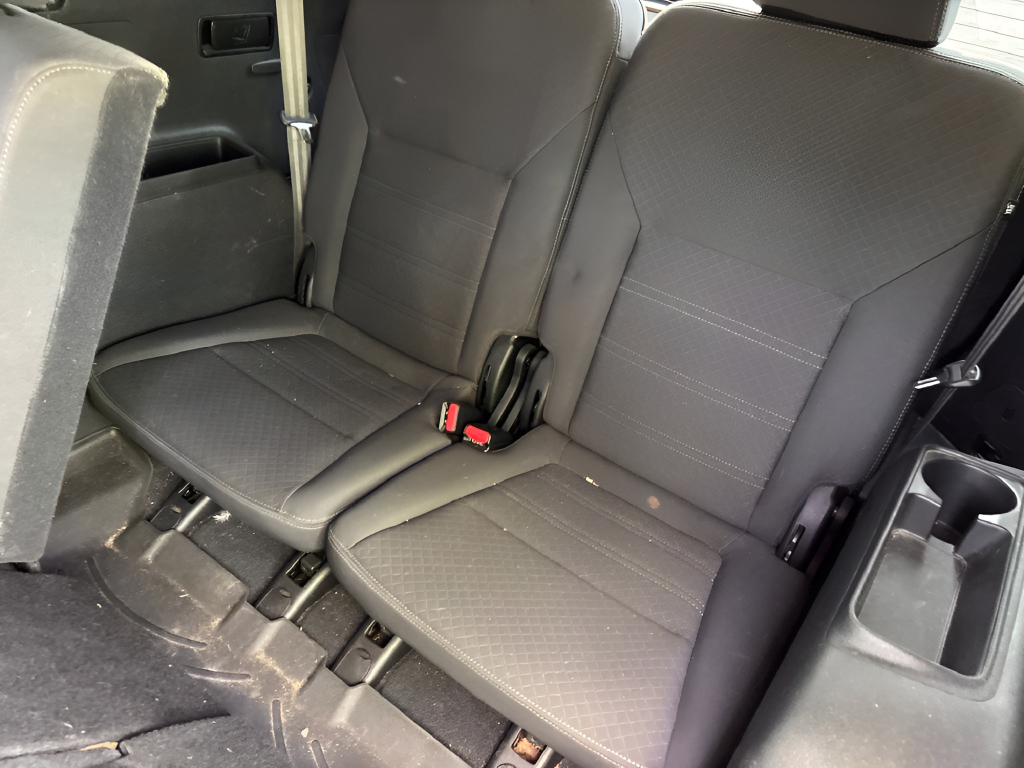 Used 2020 Red Kia LX image 34