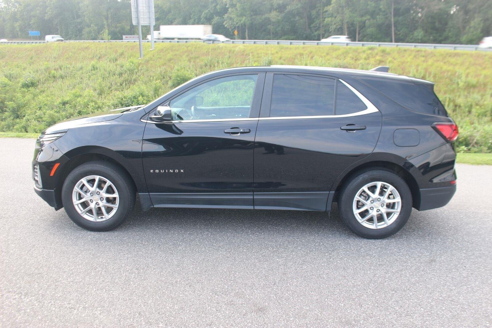 Used 2024 Mosaic Black Metallic Chevrolet LT image 5