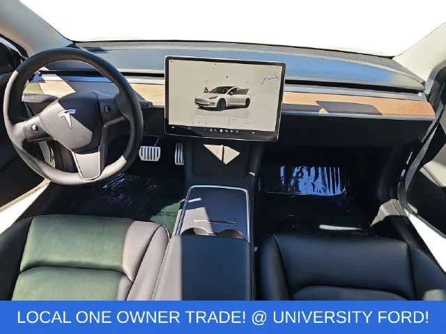 Used 2022 White Tesla Performance image 9