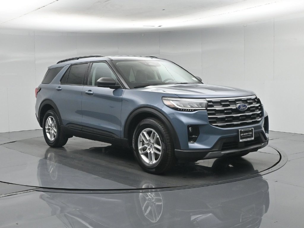 New 2026 Vapor Blue Metallic Ford Active image 57