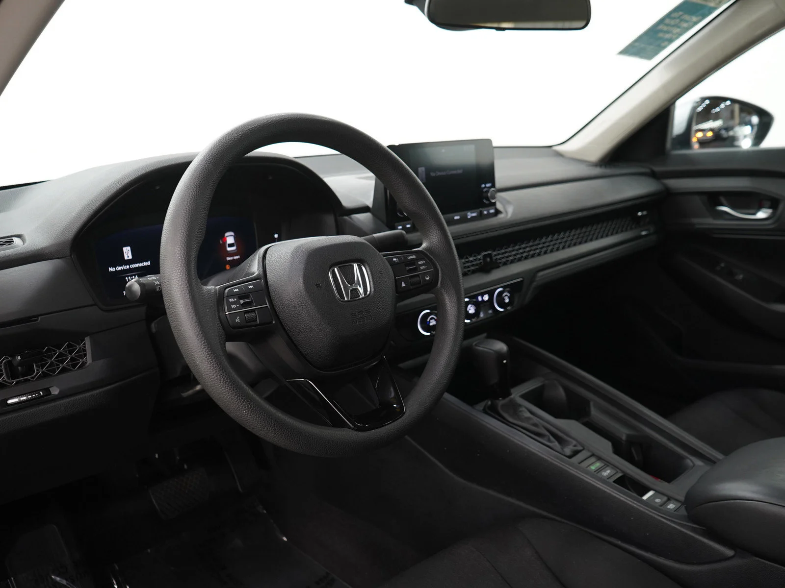 Used 2023 Lunar Silver Metallic Honda LX image 22