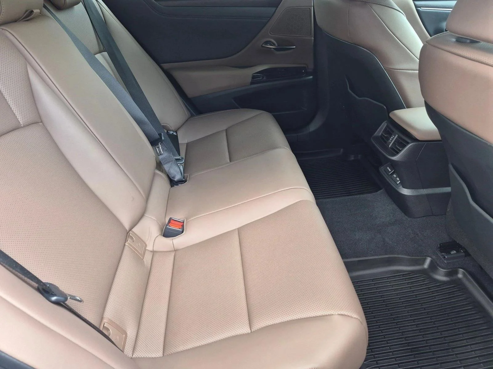 Certified Used 2025 Eminent White Pearl Lexus ES 350 image 19