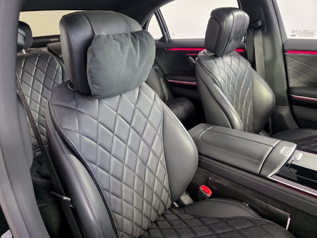Certified Used 2022 Black Mercedes-Benz S 580 image 28