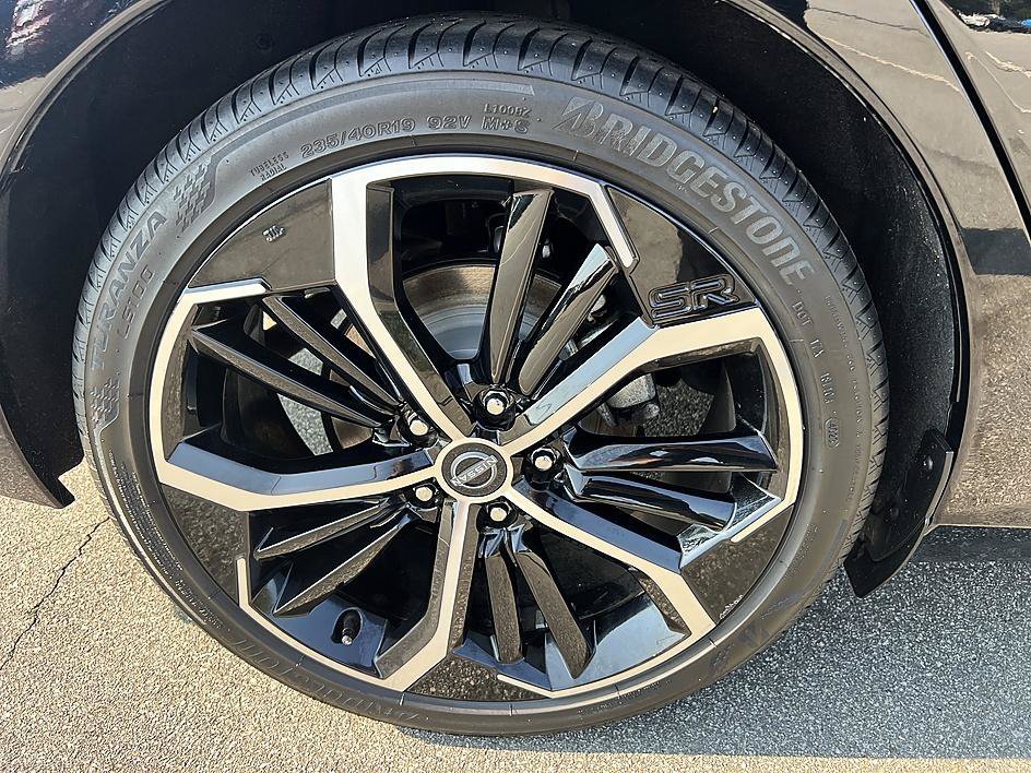 Certified Used 2024 Super Black Nissan 2.5 SR image 11