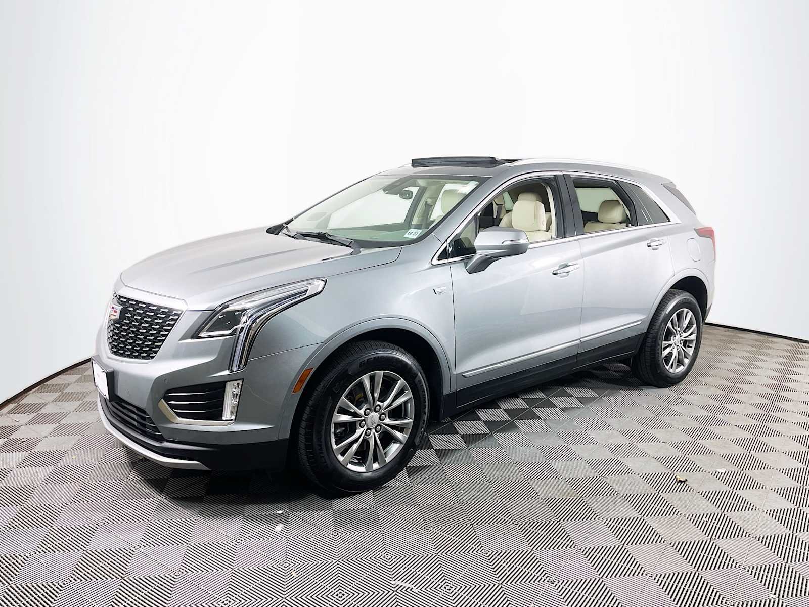 2023 Cadillac XT5