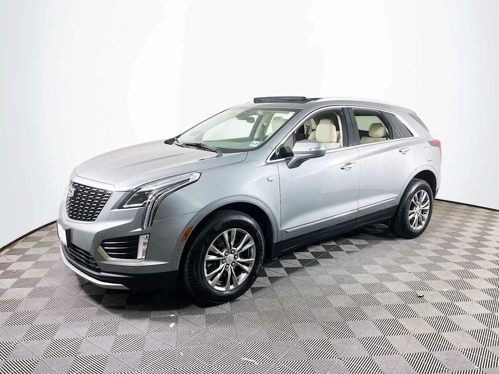 2023 Cadillac XT5