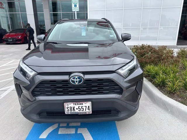 Used 2022 Gray Toyota XLE image 2