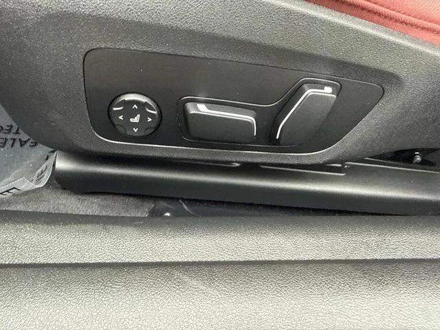 Used 2025 Gray BMW M440i image 21