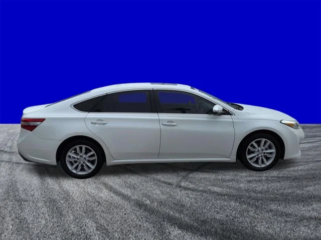 Used 2014 2014 TOYOTA AVALON BASE Toyota XLE Premium image 3