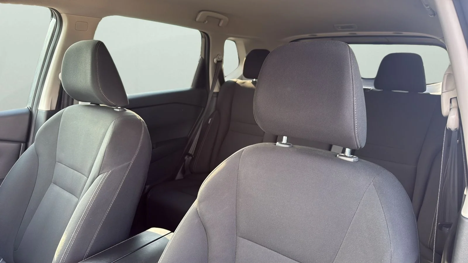 Used 2024 Gray Nissan S image 9