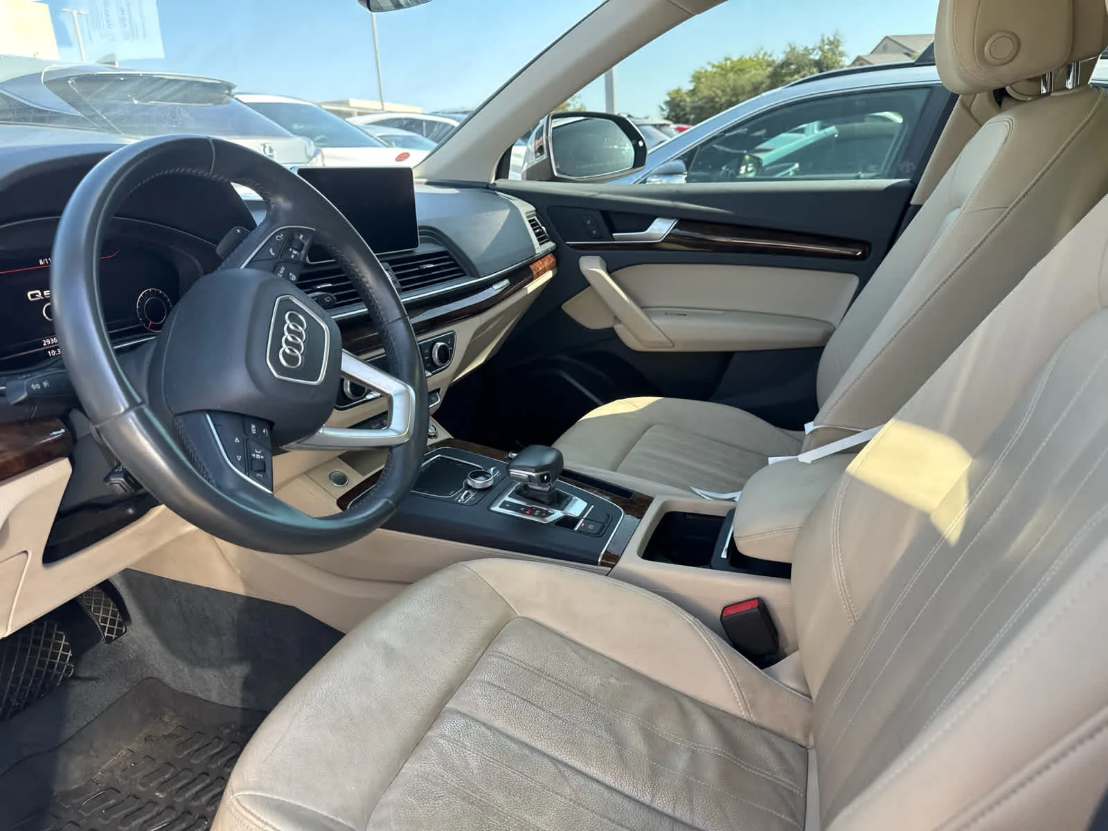 Used 2018 WHITE Audi Premium Plus image 9
