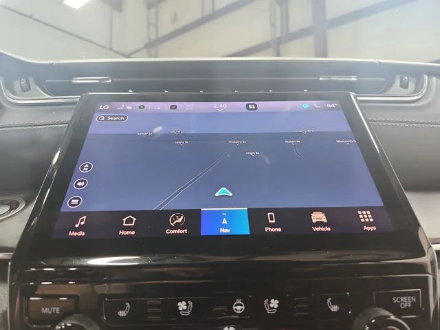 Used 2023 Gray Jeep Overland image 31
