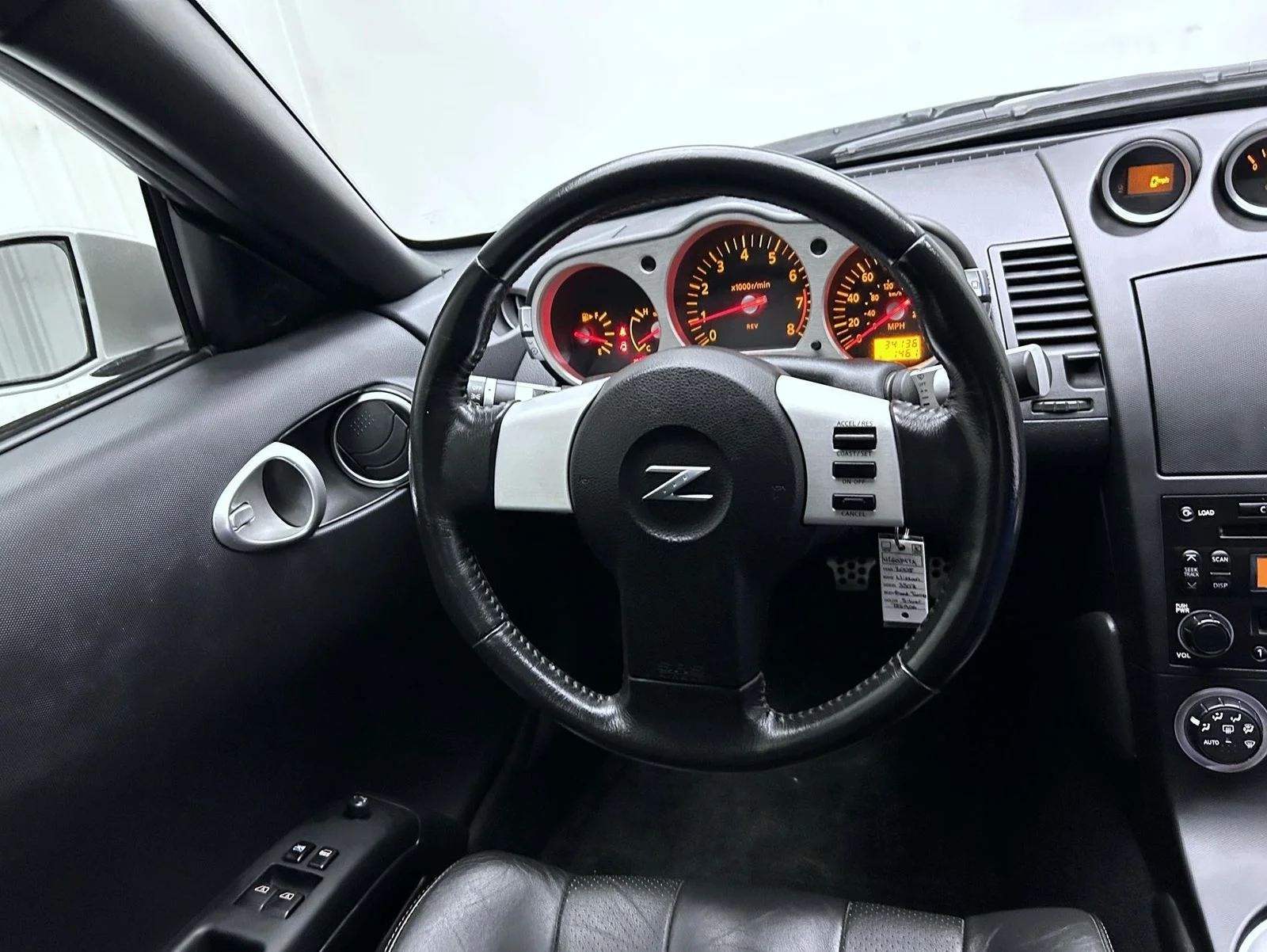 Used 2005 Silver Nissan Grand Touring image 12