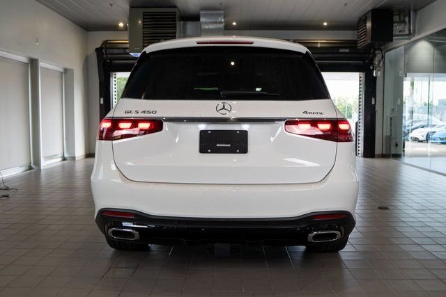 New 2026 Polar White Mercedes-Benz GLS 450 image 5