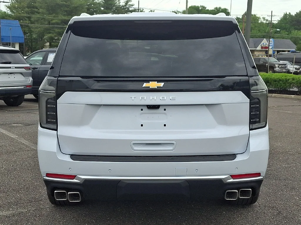 New 2026 Polar White Tricoat Chevrolet High Country image 7