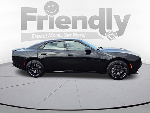 New 2026 Diamond Black Crystal Pearlcoat Dodge R/T image 4