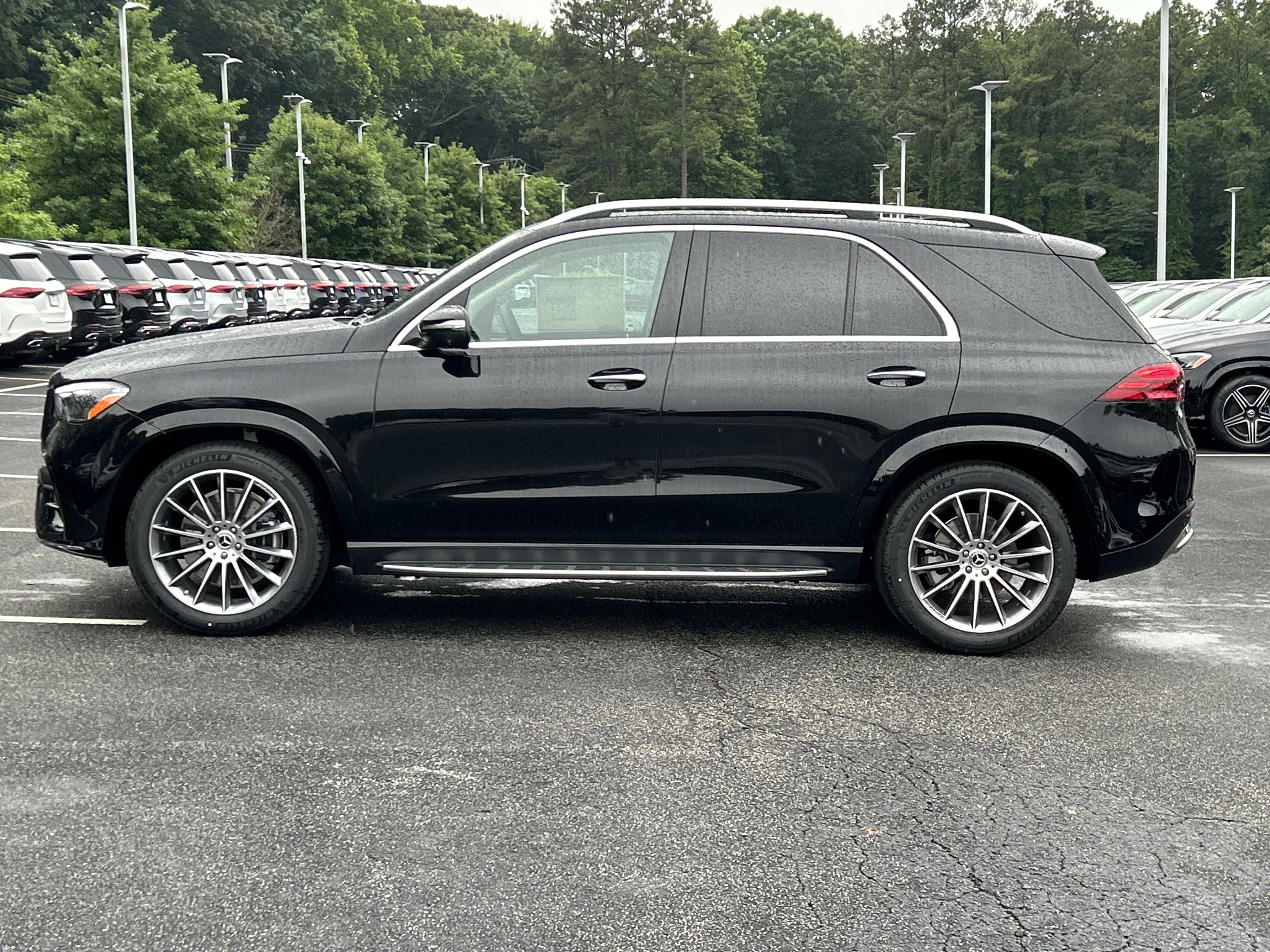 New 2026 Obsidian Black Metallic Mercedes-Benz GLE 450 4MATIC® SUV image 12