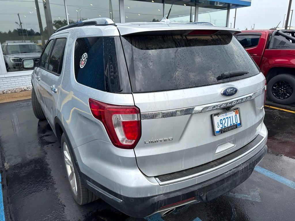 Used 2018 Ingot Silver Ford Limited image 4