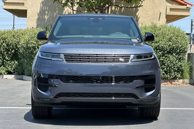 New 2026 Varesine Blue Land Rover SE image 8