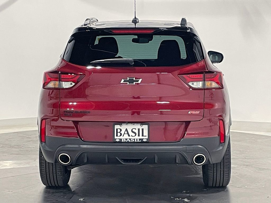 Used 2023 Crimson Metallic Chevrolet RS image 12