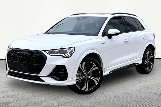 2023 Audi Q3 45 TFSI S Line Premium Plus quattro's photo