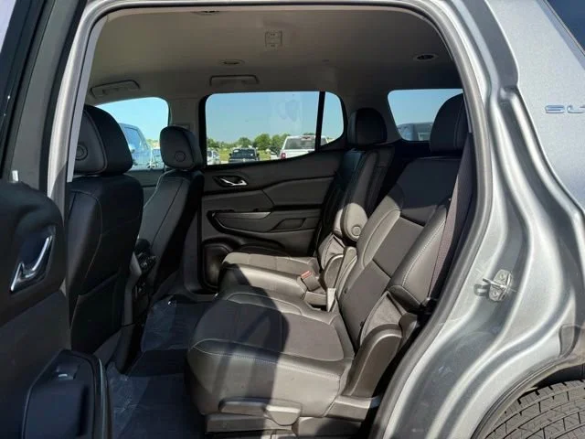 Used 2023 Sterling Metallic GMC SLT image 37