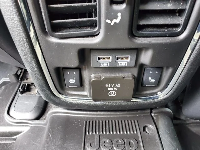 Used 2021 Black Jeep Trailhawk image 12
